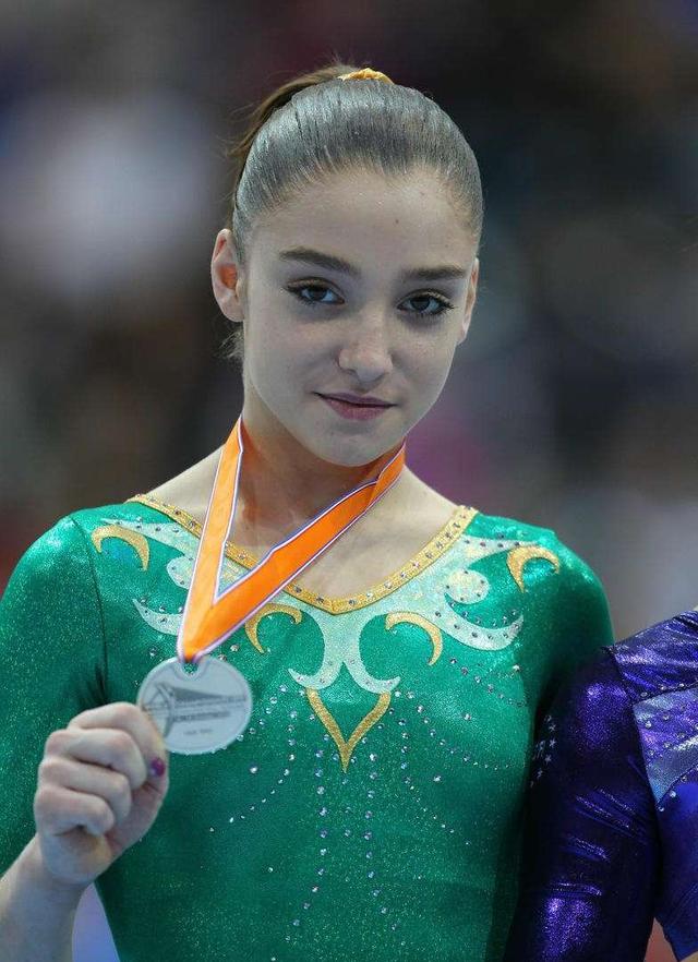 关于俄罗斯队在体操比赛中获得冠军的信息 关于俄罗斯队在体操比赛中获得冠军的信息