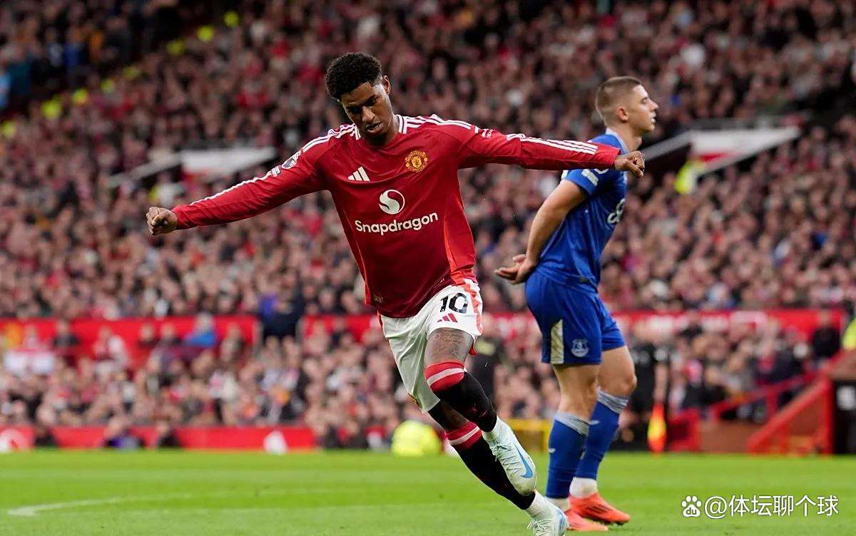 曼联主场大胜，积分榜一跃登顶