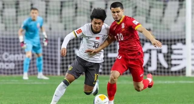 职业球员在比赛中频现高光时刻的简单介绍