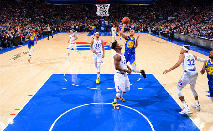 关于斯特拉斯堡客场逆转比赛,终結连败的信息 关于斯特拉斯堡客场逆转比赛,终結连败的信息