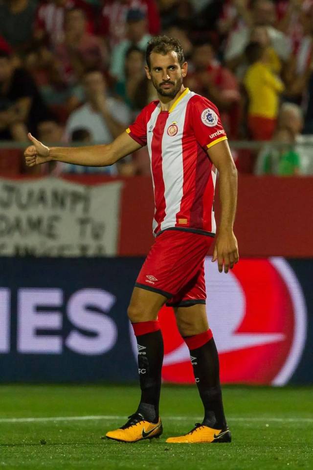 胜负之间：格拉纳达大胜拉科鲁尼亚的简单介绍