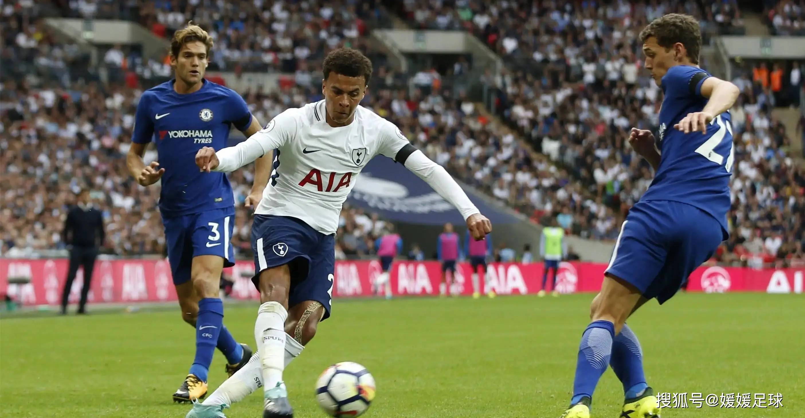 包含富勒姆全队斗志昂扬，力争保级成功的词条