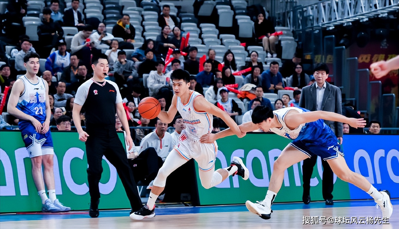 捷克共和国队在拉锯战中取胜