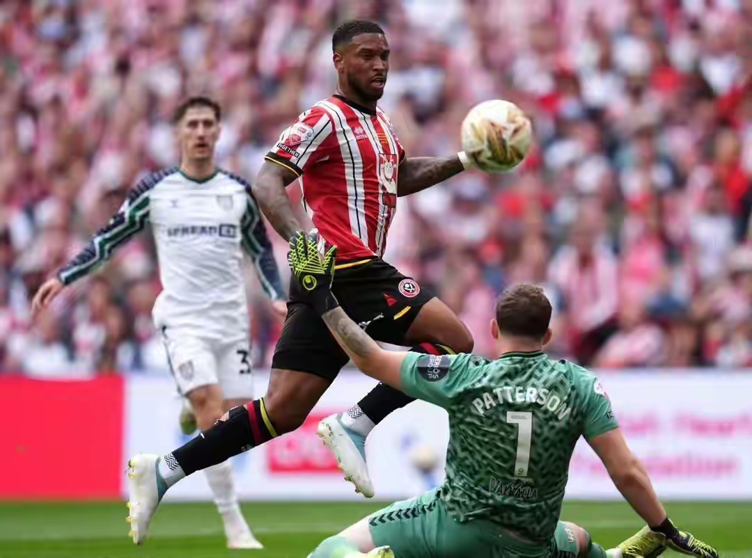 关于法兰克福遭遇主场惨败，遗憾失分的信息