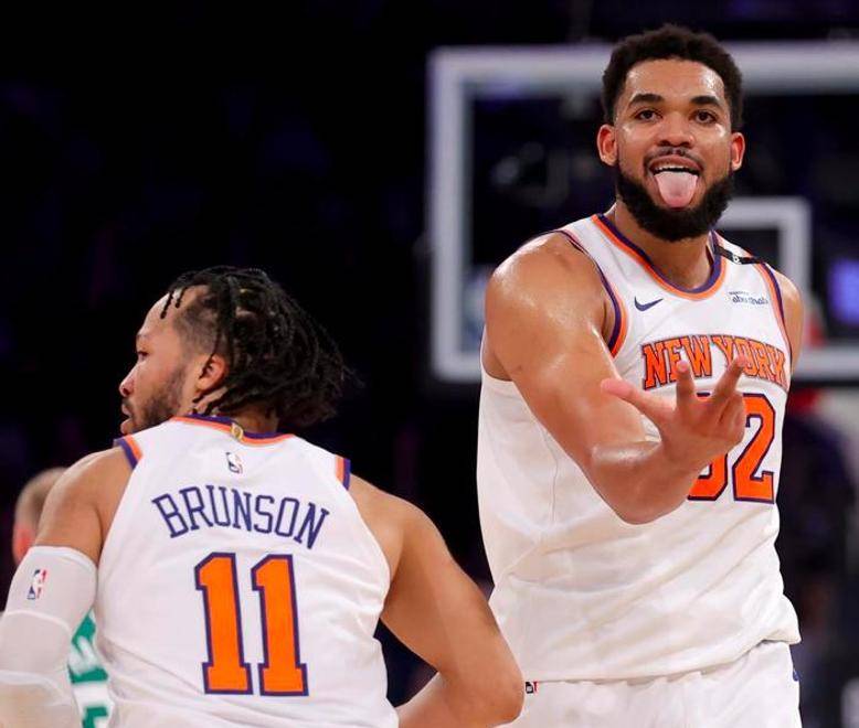 凯尔特人战胜尼克斯，沃克独得35分