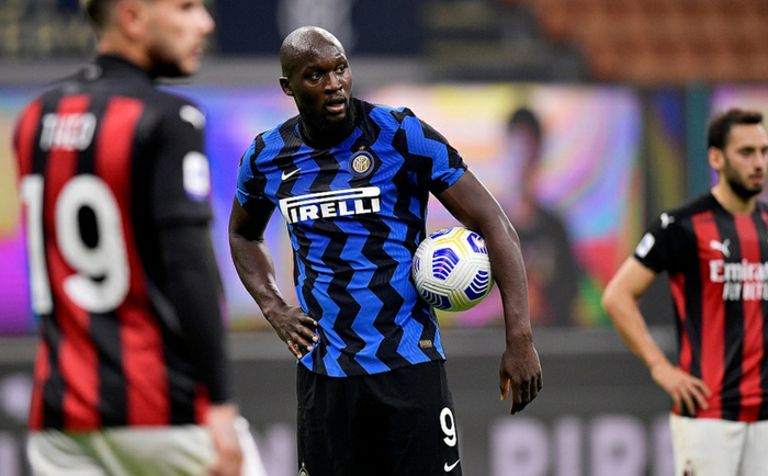 包含克罗托内锋线火力强大，连续攻入多球的词条