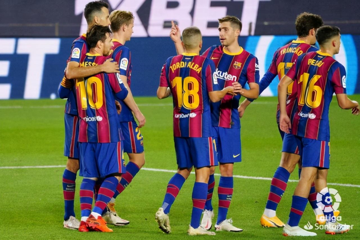 巴伦西亚客场失利,积分榜位置下滑的简单介绍 巴伦西亚客场失利,积分榜位置下滑的简单介绍